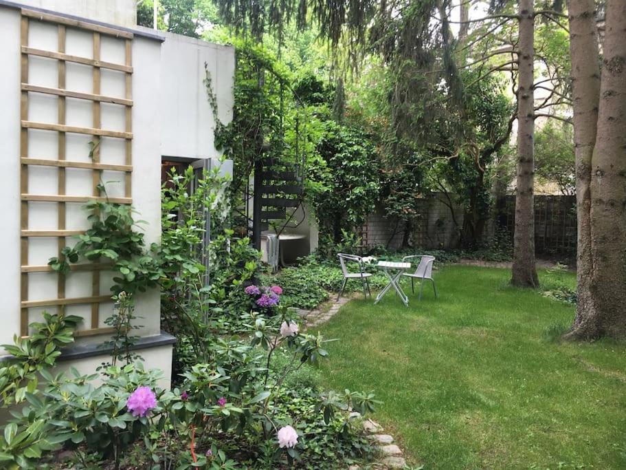 Ground Floor In Villa In Charlottenburg Garden View Berlin Luaran gambar