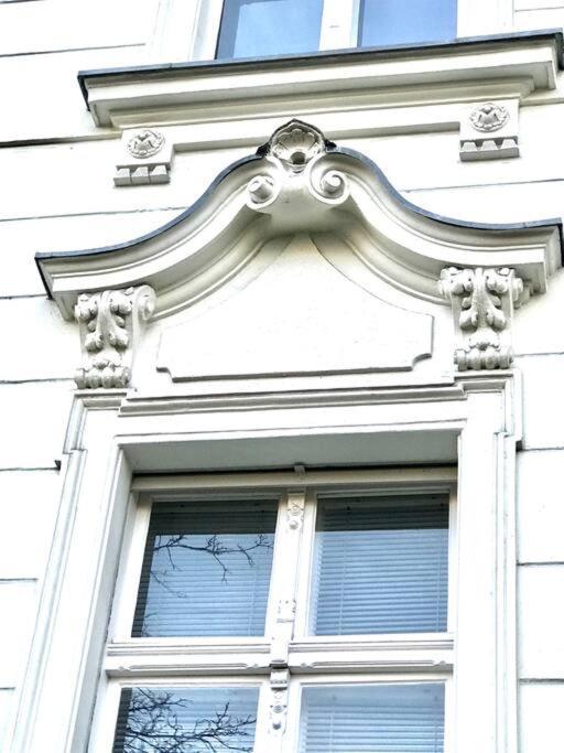 Ground Floor In Villa In Charlottenburg Garden View Berlin Luaran gambar