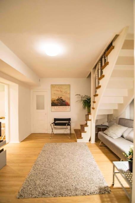 Ground Floor In Villa In Charlottenburg Garden View Berlin Luaran gambar